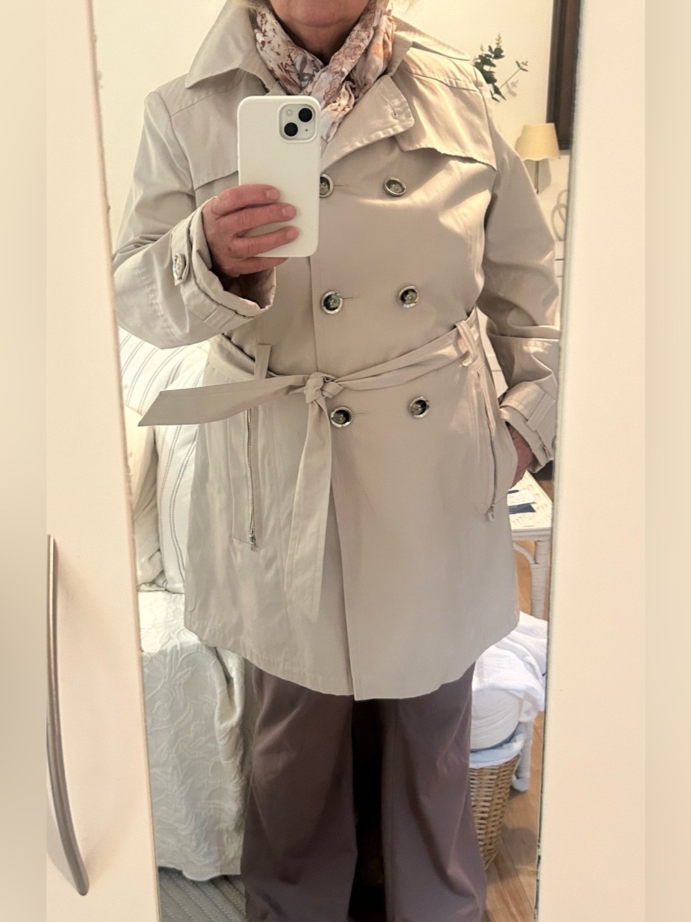 🧥Laura Classic Beige Double-Breasted Trench Coat - Size 16 | Excellent Condition